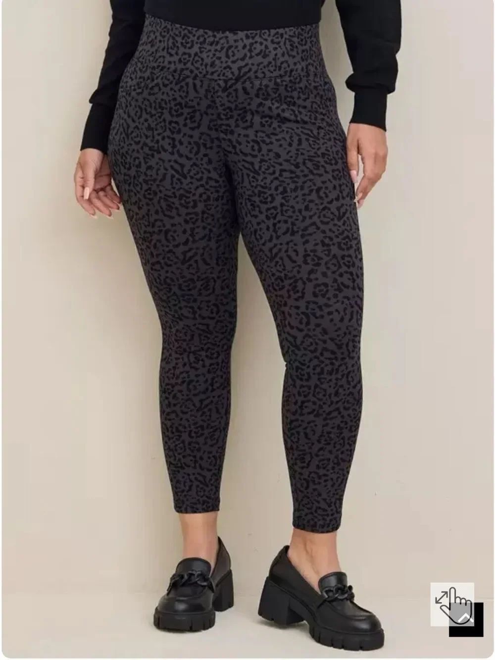 NWT torrid Leopard Pocket Pixie Skinny Studio Luxe Ponte High-Rise Pant - Size 2